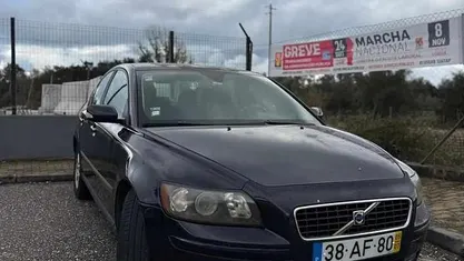 Preto Usado 2005 Volvo S40 Sedan | € 3.750 (Preço justo)