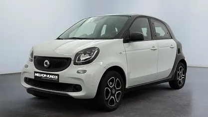 Branco Usado 2018 Smart ForFour Citadino | € 10.990 (Preço justo)