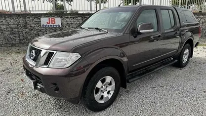 Castanho Usado 2011 Nissan Navara Pickup | € 20.750 (Preço justo)
