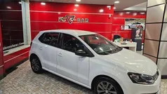 Branco Usado 2014 VW Polo Comfortline Citadino | € 7.990 (Preço justo)