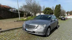 Cinzento Usado 2010 Mercedes E220 Sedan | € 10.500 (Bom preço)