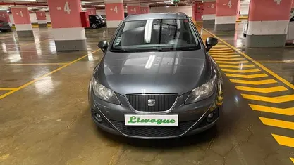 Usado Seat Ibiza ST Ecomotive 75 HP (55 kW) 2012 Cinzento Carrinha