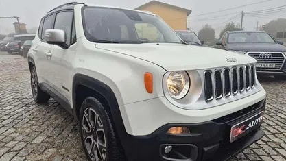 Branco Usado 2015 Jeep Renegade Limited SUV | € 13.499 (Preço justo)