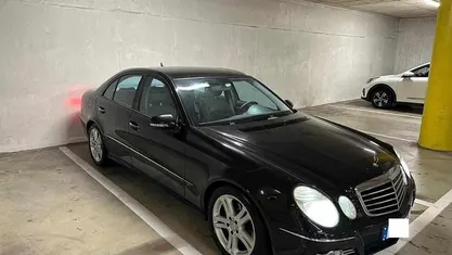 Preto Usado 2007 Mercedes E220 Sedan | € 10.500 (Preço justo)