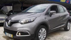 Cinzento Usado 2014 Renault Captur SUV | € 10.600 (Preço justo)