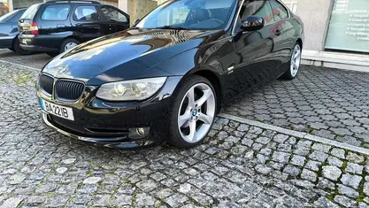 Preto Usado 2010 BMW 320 Coupé | € 12.000 (Bom preço)