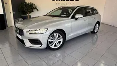 Cinza Usado 2019 Volvo V60 Momentum Carrinha | € 24.950 (Preço justo)