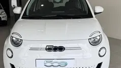 Usado 2024 Fiat 500e Citadino | € 26.490 (Preço justo)