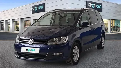 Usado VW Sharan 150 HP (110 kW) 2022 Azul Monovolume