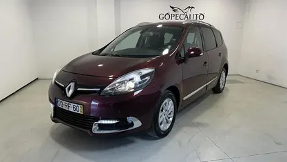 Vermelho Usado 2016 Renault Grand Scénic IV Monovolume | € 10.490 (Preço justo)