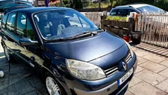 Cinza Usado 2005 Renault Grand Scénic II Monovolume | € 3.699 (Preço justo)