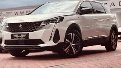 Branco Usado 2021 Peugeot 5008 GT Monovolume | € 29.900 (Preço justo)