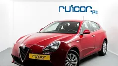 Vermelho Usado 2019 Alfa Romeo Giulietta Lusso Citadino | € 16.950 (Preço justo)