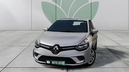 Usado 2016 Renault Clio IV Zen | € 10.970 (Preço justo)