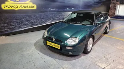 Usado MG F 120 HP (88 kW) 1996 Verde Cabrios
