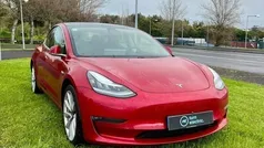 Vermelho Usado 2019 Tesla Model 3 Sedan | € 24.900 (Bom preço)