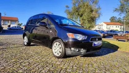 Preto Usado 2013 Mitsubishi Colt Intense Citadino | € 6.750 (Super Preço)