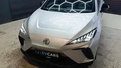 Cinzento Usado 2023 MG MG4 EV Citadino | € 19.950 (Preço justo)