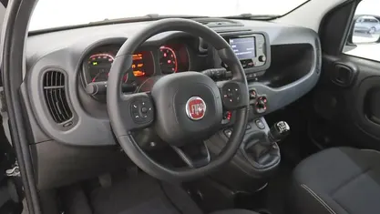 Preto Usado 2024 Fiat Panda | € 13.450 (Preço justo)