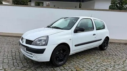 Usado 2003 Renault Clio II | € 2.250 (Preço justo)