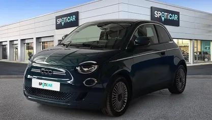 Usado Fiat 500e Red 86 kW (118 HP) 2023 Azul Citadino