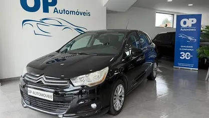Usado Citroën C4 Attraction 92 HP (67 kW) 2013 Sedan