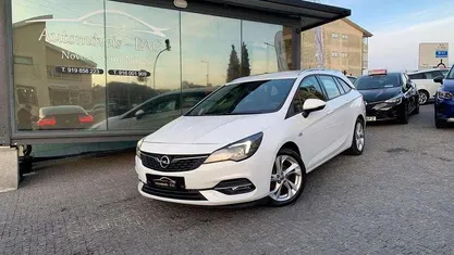 Usado Opel Astra Business Edition 122 HP (89 kW) 2020 Branco Carrinha