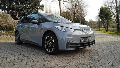 Usado VW ID.3 Pure 110 kW (150 HP) 2023 Cinzento Citadino