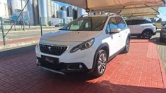 Branco Usado 2018 Peugeot 2008 Active SUV | € 14.500 (Preço justo)