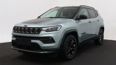 Cinzento Usado 2023 Jeep Compass SUV | € 28.480 (Preço justo)