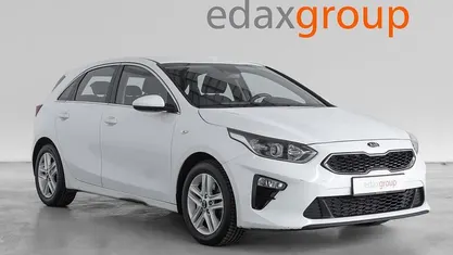 Branco Usado 2023 Kia Ceed Citadino | € 12.290 (Super Preço)