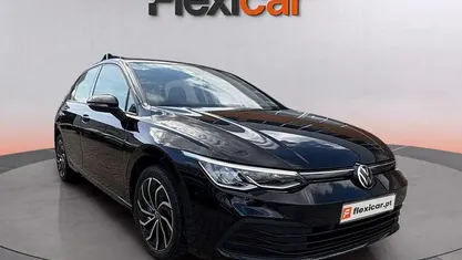 Preto Usado 2020 VW Golf VIII Life Sedan | € 17.890 (Preço justo)
