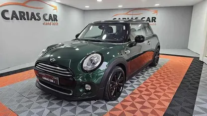 Usado Mini Cooper 116 HP (85 kW) 2017 Verde Citadino