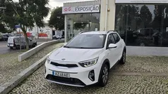Usado 2021 Kia Stonic SUV | € 14.250 (Preço justo)