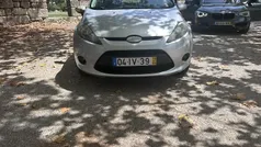 Cinza Usado 2010 Ford Fiesta Trend Citadino | € 4.900 (Bom preço)