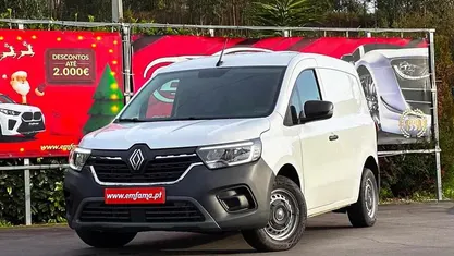 Branco Usado 2023 Renault Kangoo Equilibre | € 16.950 (Bom preço)