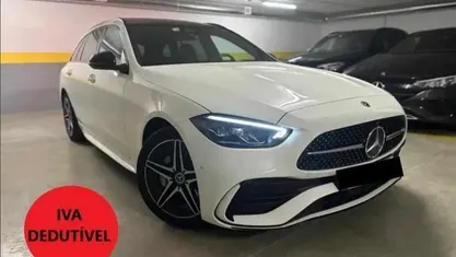 Branco Usado 2024 Mercedes C300 Sedan | € 55.500 (Preço justo)