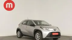 Usado 2023 Toyota Aygo X-play Citadino | € 15.999 (Preço justo)