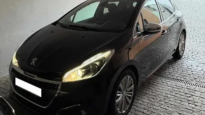 Usado 2019 Peugeot 208 Citadino | € 7.500 (Super Preço)