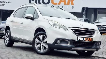 Branco Usado 2015 Peugeot 2008 SUV | € 10.900 (Preço justo)