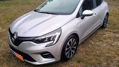 Cinzento Usado 2021 Renault Clio V LIMITED Citadino | € 14.950 (Preço justo)