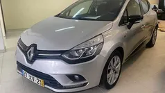 Cinzento Usado 2019 Renault Clio IV Citadino | € 12.500 (Preço justo)
