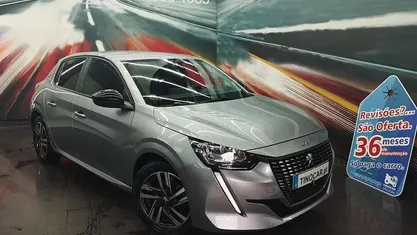 Cinzento Usado 2023 Peugeot 208 Citadino | € 14.799 (Bom preço)