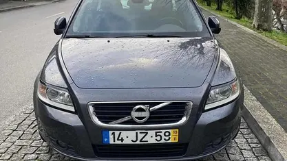 Usado Volvo V50 109 HP (80 kW) 2010 Cinzento Carrinha