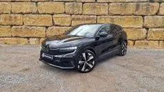 Preto Usado 2023 Renault Mégane Techno SUV | € 32.950 (Preço justo)
