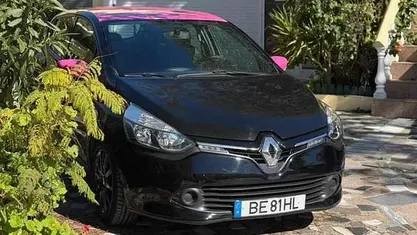 Usado Renault Clio IV 90 HP (66 kW) 2014 Preto