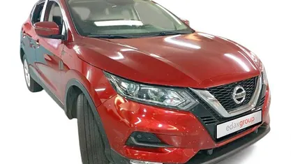 Usado Nissan Qashqai N-Connecta 110 HP (80 kW) 2018 SUV
