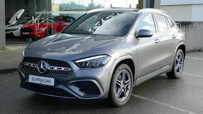 Cinzento Novo 2025 Mercedes GLA250 SUV | € 55.500 (Preço justo)