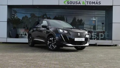 Preto Usado 2022 Peugeot 2008 SUV | € 17.490 (Preço justo)