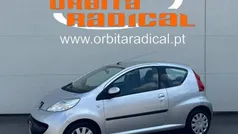Cinza Usado 2006 Peugeot 107 Citadino | € 4.750 (Preço justo)